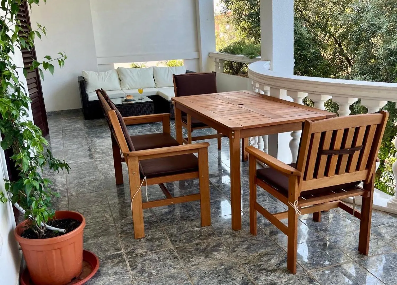 Apartment W/ Spacious Terrace Mandre 0*,  Croatia